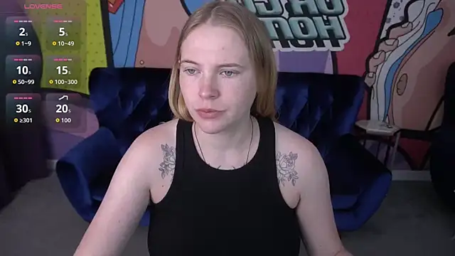 NikkyReyyy online show from 15, 6, 2026