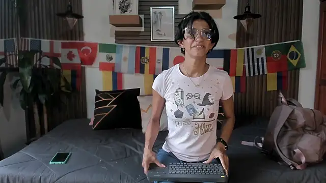 Evaa campbell online show from 23, 6, 2026