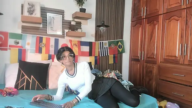 Evaa campbell online show from 27, 6, 2026
