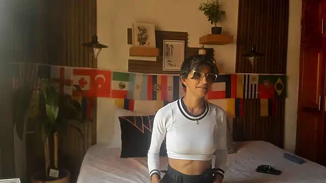 Evaa campbell online show from 11, 6, 2026