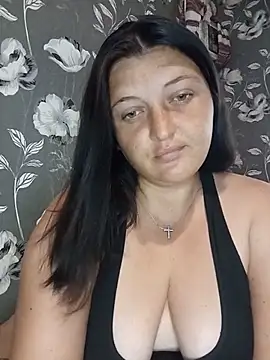 Angelina9612 online show from 11, 6, 2026