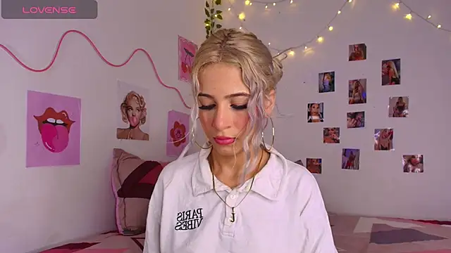 cinniaa  online show from 21, 5, 2026