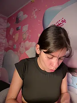 Snapshot of Stefany_LS chatting on 19, 5, 2026 Stefany LS online show from 19, 5, 2026