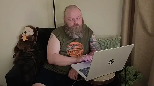 Snapshot of TeddyBearBrian chatting on 16, 5, 2026 TeddyBearBrian online show from 16, 5, 2026