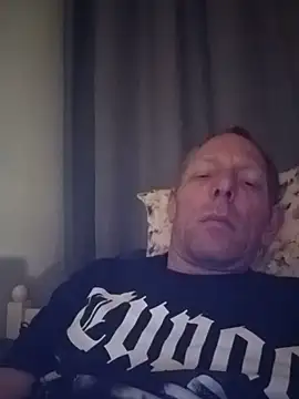 Snapshot of 040CamBoy040 chatting on 17, 5, 2026 040CamBoy040 online show from 17, 5, 2026