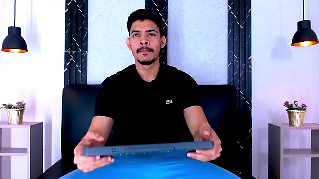 Dannesh  online show from 1, 6, 2026