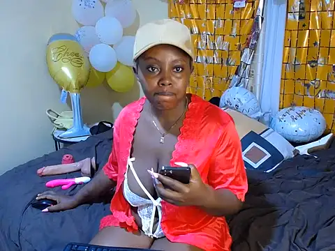 Snapshot of queen_dolly23 chatting on 21, 5, 2026 queen dolly23 online show from 21, 5, 2026