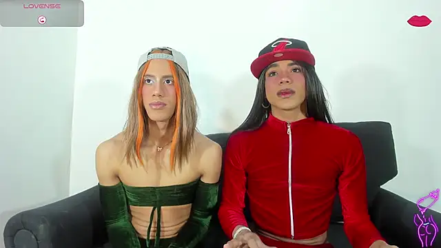 Elena and Julian online show from 30, 6, 2026