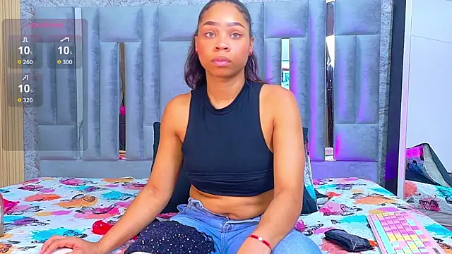 Snapshot of thinsamathagirl chatting on 8, 7, 2026 thinsamathagirl online show from 8, 7, 2026