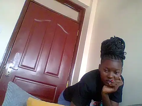 Snapshot of love_doll26 chatting on 8, 7, 2026 love doll26 online show from 8, 7, 2026