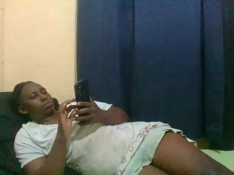 Snapshot of naughty-slender chatting on 30, 6, 2026 naughty-slender online show from 30, 6, 2026