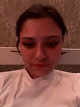 Yuna Gasai online show from 22, 5, 2026