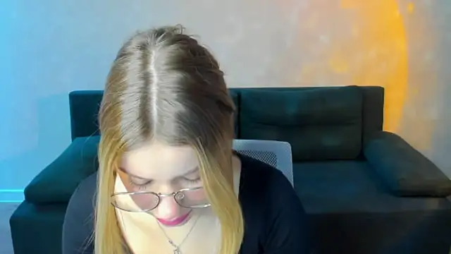 Shakira Lux online show from 21, 5, 2026