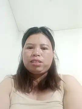 -Yeyi- online show from 4, 6, 2026