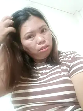 -Yeyi- online show from 5, 6, 2026