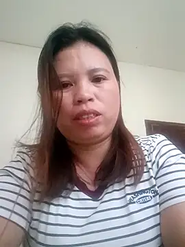 -Yeyi- online show from 8, 6, 2026