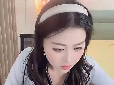 xiaohuli- online show from 15, 5, 2026