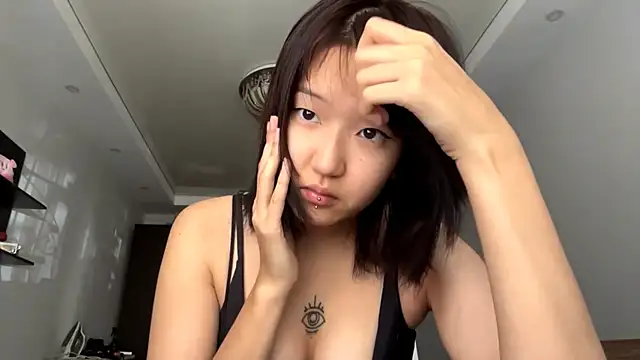 Snapshot of neonami chatting on 11, 7, 2026 neonami online show from 11, 7, 2026
