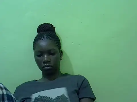 Sweet-Lynn online show from 11, 6, 2026
