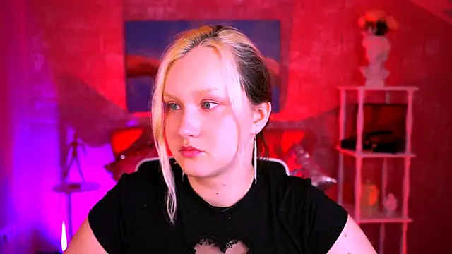 ViolettWoods online show from 22, 6, 2026