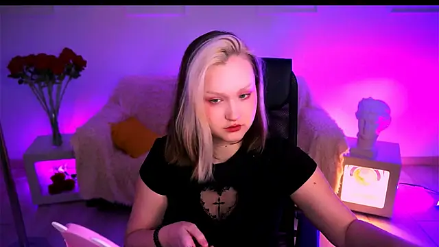 ViolettWoods online show from 30, 6, 2026