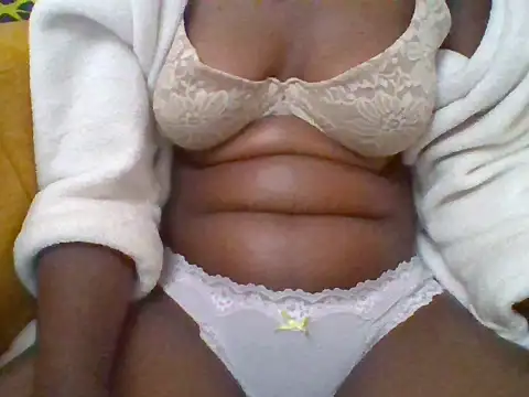 CreampyQueen1 online show from 2, 6, 2026
