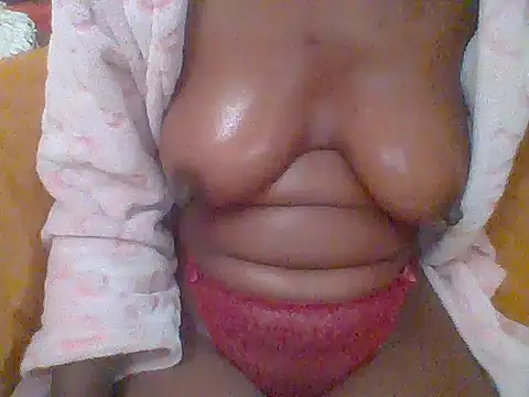 CreampyQueen1 online show from 23, 6, 2026