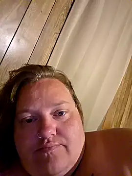 Snapshot of subbybabygirl696985 chatting on 19, 5, 2026 subbybabygirl696985 online show from 19, 5, 2026