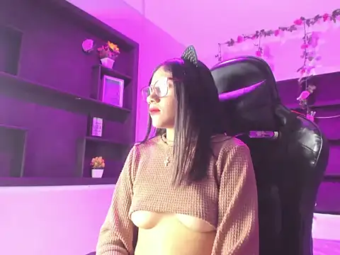 ZoeSmiitt online show from 18, 5, 2026