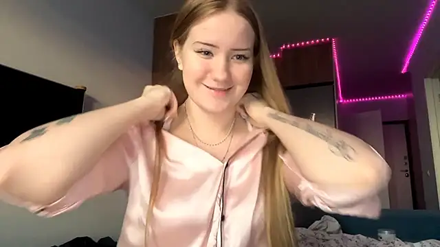 Lisi Kiss  online show from 17, 5, 2026