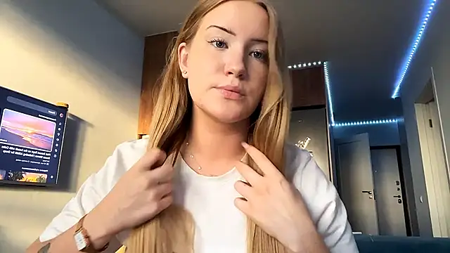 Lisi Kiss  online show from 7, 6, 2026