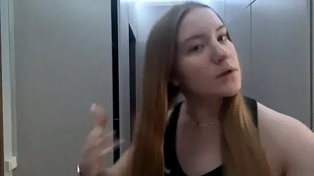 Lisi Kiss  online show from 26, 5, 2026