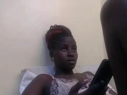 Snapshot of Sexxy-skinny chatting on 12, 6, 2026 Sexxy-skinny online show from 12, 6, 2026