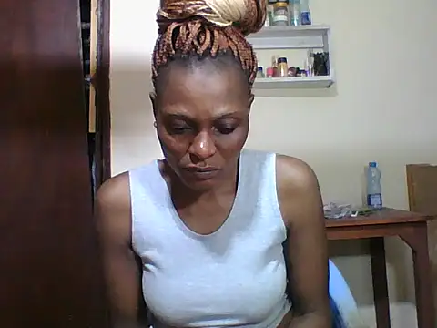 Ebonyqueen4 online show from 4, 6, 2026