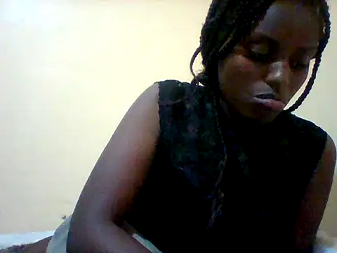 liligal online show from 17, 5, 2026
