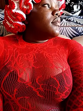 Petite reicyy online show from 17, 5, 2026