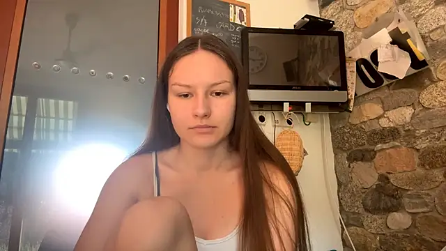 Snapshot of ShaylaChong chatting on 15, 7, 2026 ShaylaChong online show from 15, 7, 2026