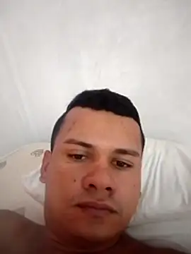 Snapshot of latinosexi11 chatting on 17, 5, 2026 latinosexi11 online show from 17, 5, 2026