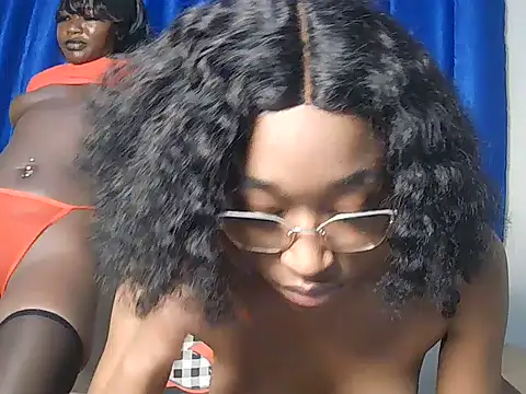 Snapshot of pinky_aura22 chatting on 15, 6, 2026 pinky aura22 online show from 15, 6, 2026