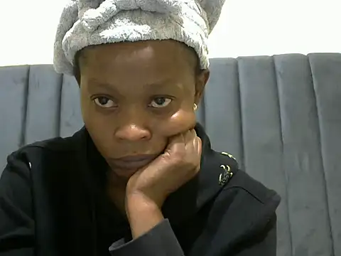 Snapshot of Peggycarter02 chatting on 22, 5, 2026 Peggycarter02 online show from 22, 5, 2026