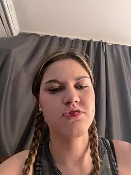 la lisa  online show from 18, 6, 2026