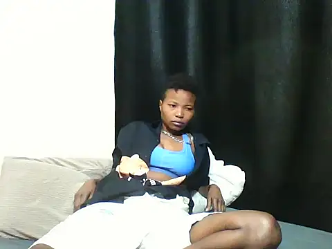 Snapshot of Bambybeauty2 chatting on 18, 6, 2026 Bambybeauty2 online show from 18, 6, 2026