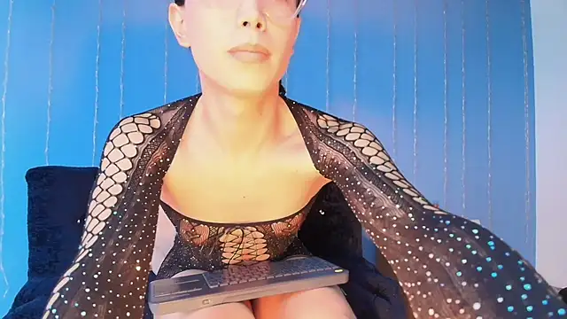 sally hot18 online show from 27, 5, 2026