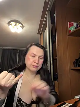 EvaBeautyXxX online show from 1, 6, 2026
