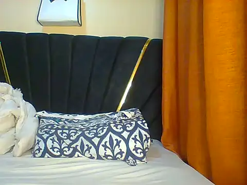 petite cuteass online show from 27, 6, 2026