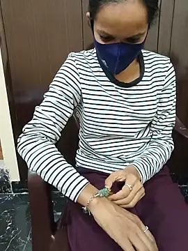 Shanaya 001 online show from 19, 5, 2026