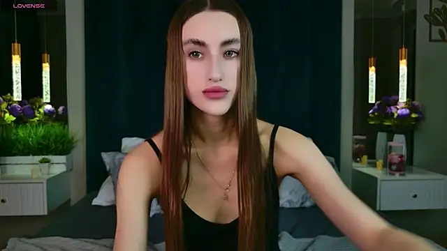 MadisonRen online show from 28, 6, 2026
