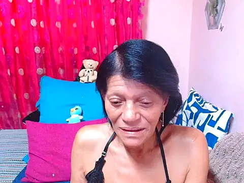 sluttyrox online show from 17, 5, 2026