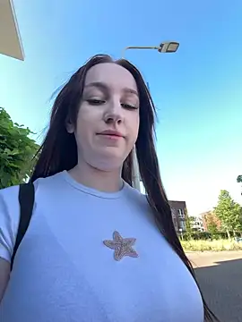 DoloresXO online show from 10, 7, 2026