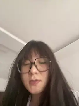 yan63737 online show from 25, 5, 2026